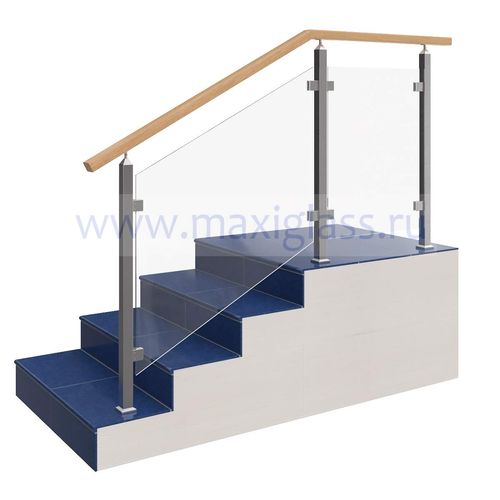 Ограждение лестницы на стойках 40х40 из нержавеющей стали со стеклом и деревянным поручнем 40х60 (зажимные стеклодержатели)